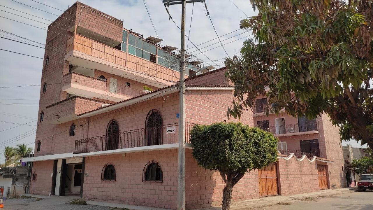 Oyo Hotel Brisas Del Pacifico 巴亞爾塔港 外观 照片